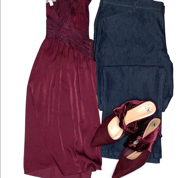 Max Studio Specialty Products Sheer Trim Blouse - Picture 7 of 7